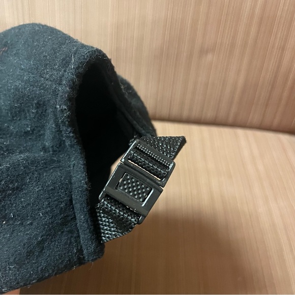 Vintage 90s Bugle Boy Buckle Snapback Hat Cap Grey B Embroidered Soft Black - Picture 4 of 6